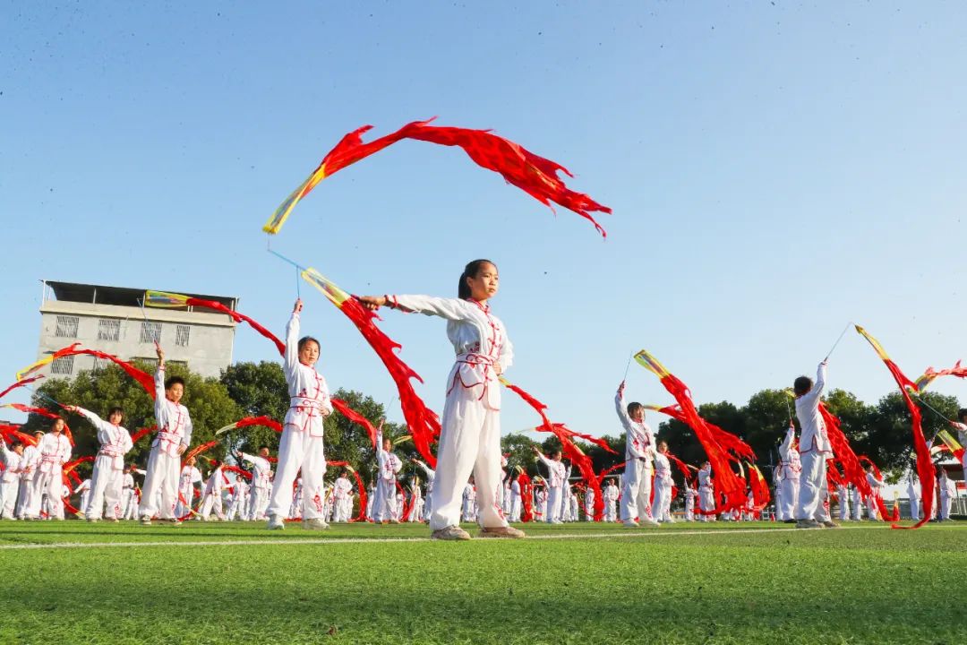 必一运动网址常练常赛常运动畅享快乐在校园(图4)