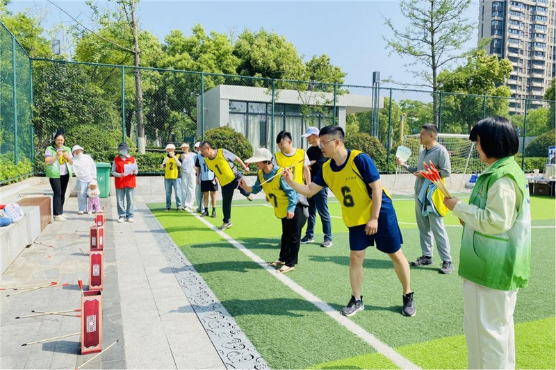 长丰县双墩镇：趣味运动嗨翻春日多元共治乐动社区必一运动app(图3)